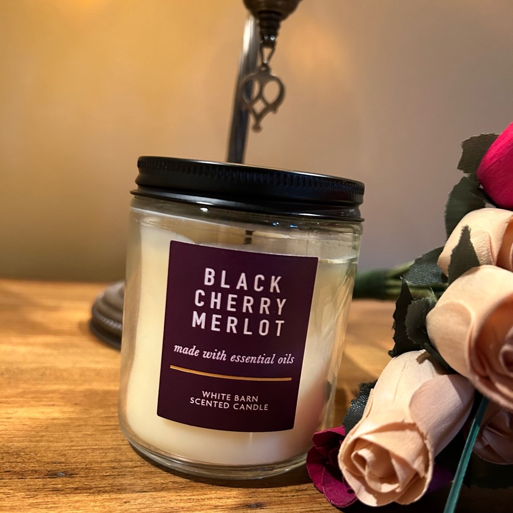 Black Cherry Merlot scented candle